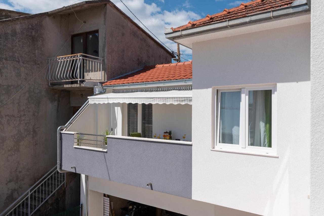 Apartment Roko Trogir Exterior foto