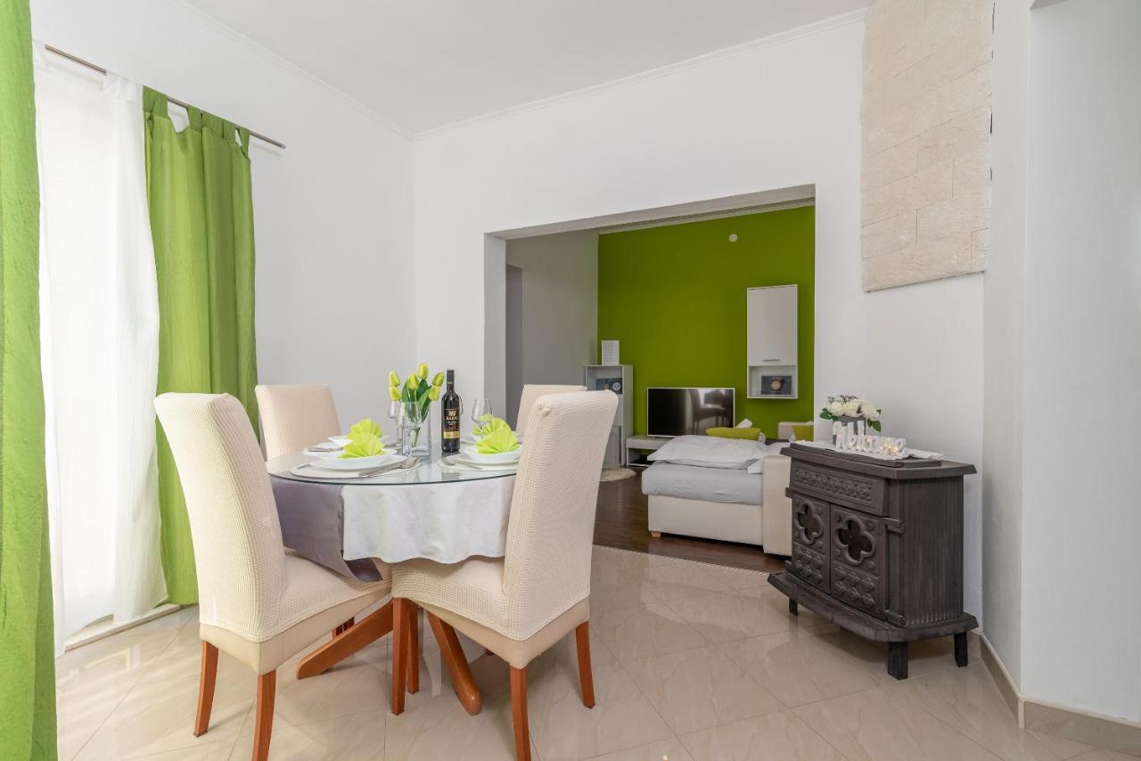 Apartment Roko Trogir Exterior foto