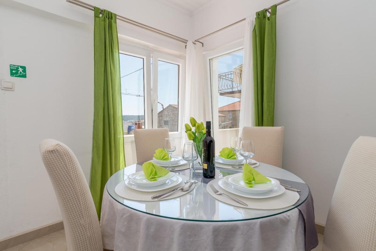 Apartment Roko Trogir Exterior foto