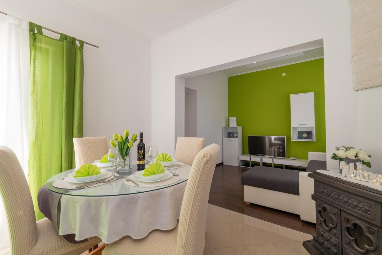 Apartment Roko Trogir Exterior foto